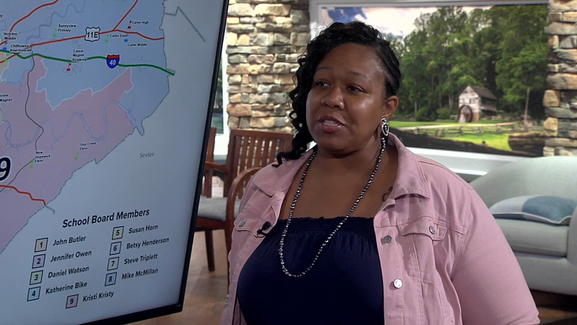 Before you vote: Breyauna Holloway