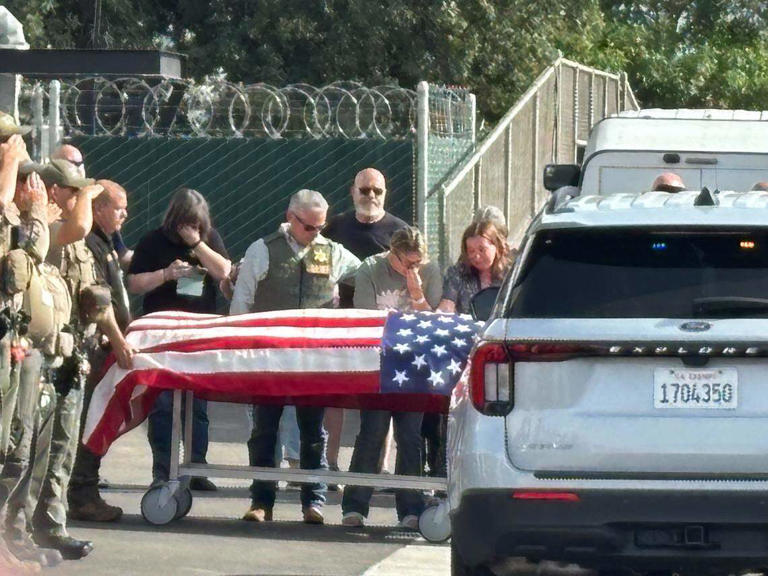 Update: Tulare deputy killed in line of duty identified; suspect dead ...