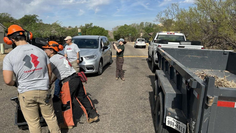 Team Rubicon, Red Cross and locals launch four-day fire mitigation push