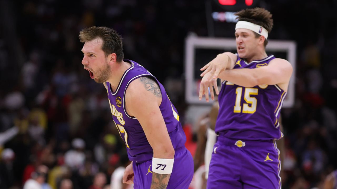 Lakers injury updates: JJ Redick shares good news on Luka Doncic, Austin Reaves ahead of Warriors game<br><br>