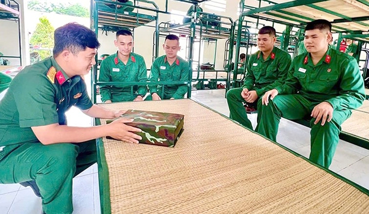 Gác giấc mơ giảng đường chọn thao trường