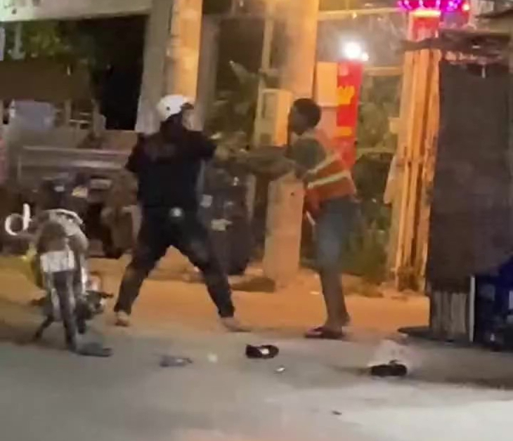 Làm rõ vụ hai người cầm hung khí ẩu đả trên đường Tăng Nhơn Phú