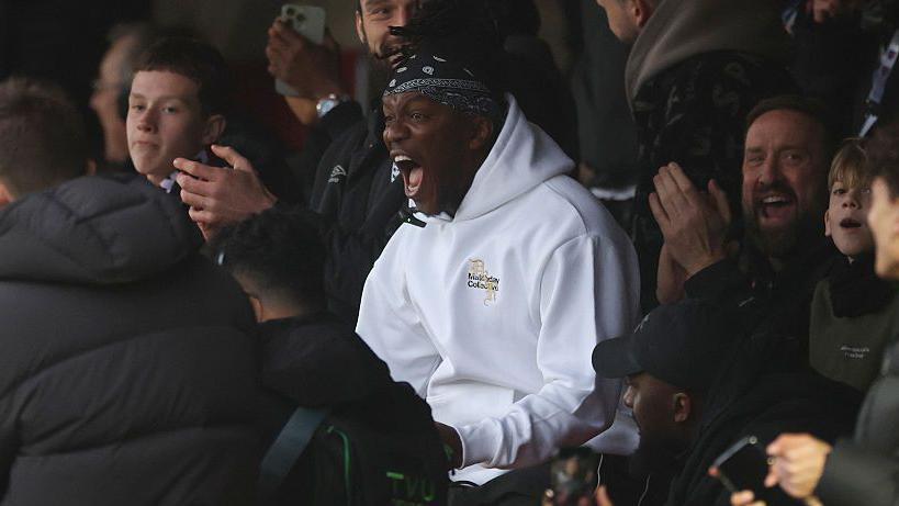 'I'll stick to Baller League' - KSI won't manage Daggers