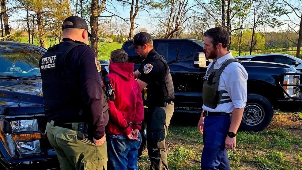 'Armed and dangerous' suspect found after deadly Fentress County shooting