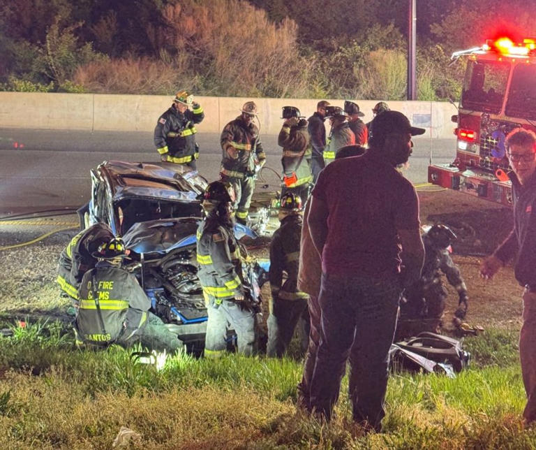 Man seriously hurt after crashing car in DC