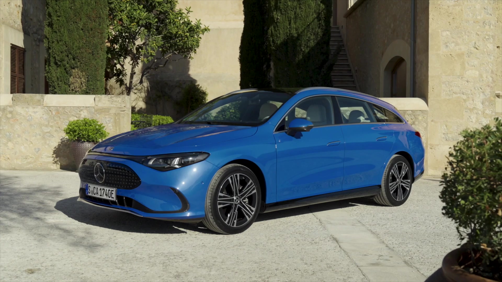 Mercedes-Benz CLA 250+ Shooting Brake with EQ Technology Design Preview ...