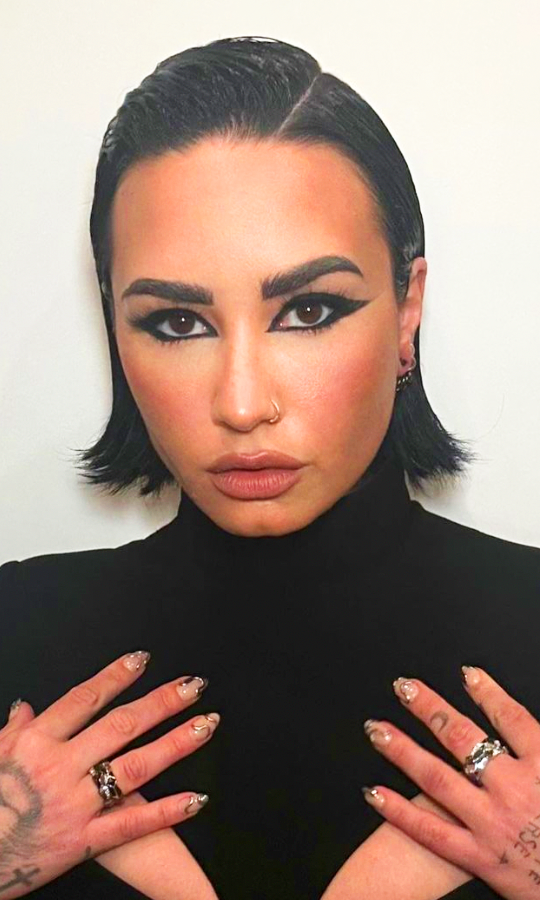 Demi Lovato opens up about coming out<br><br>