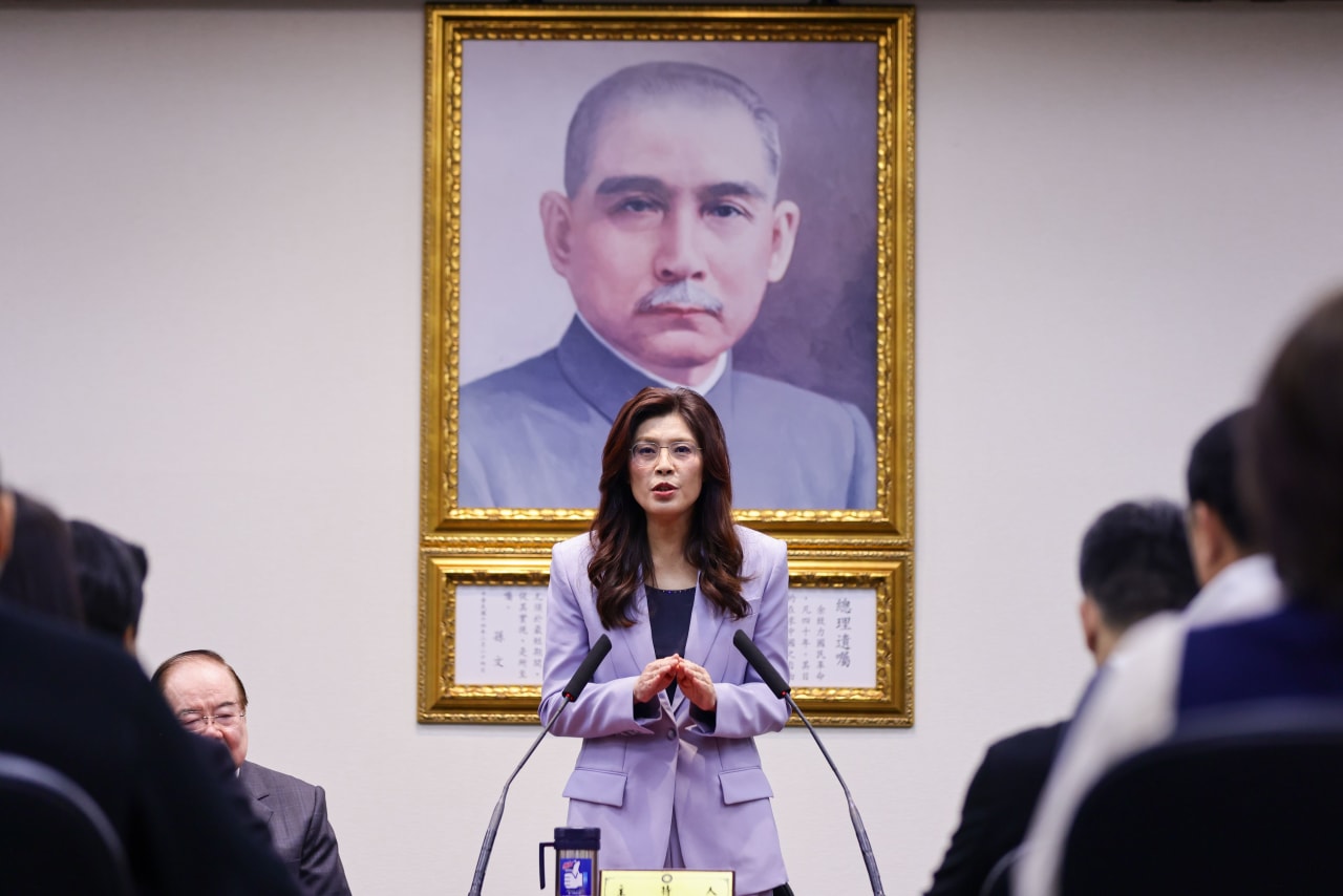 Xi hosts Taiwan opposition leader to draw island closer to China