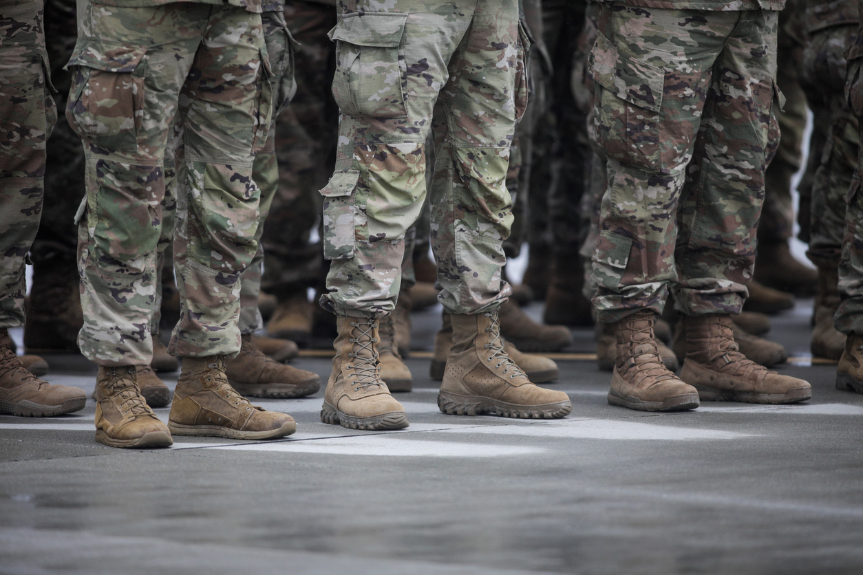 US to automatically register young men into military draft
