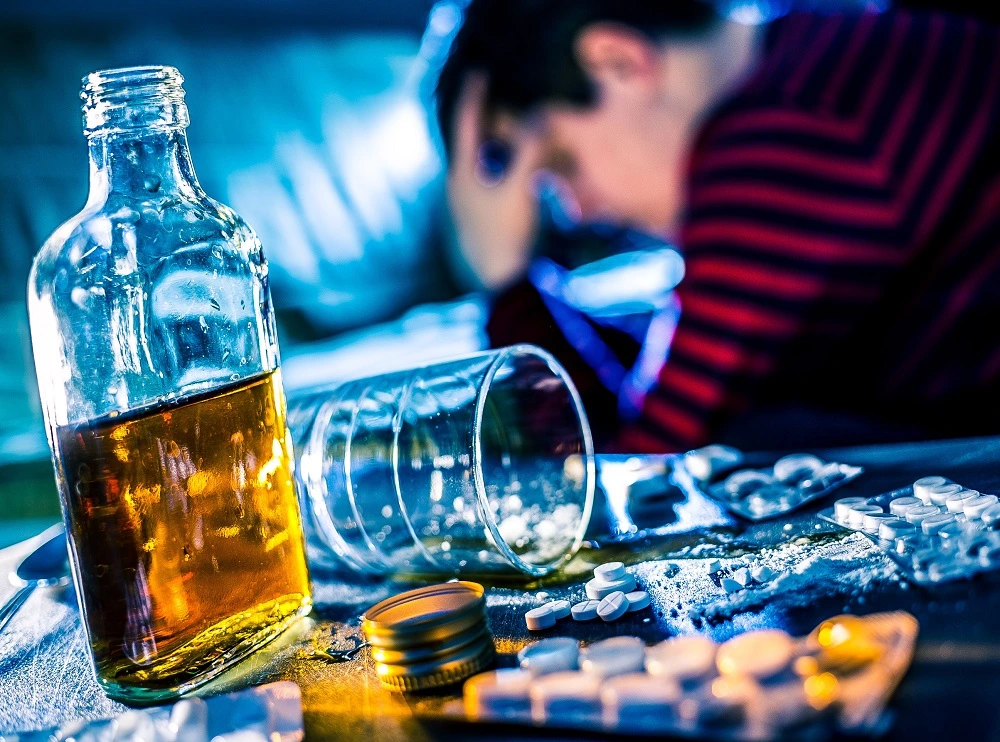 Cosa succede se mischio alcol e farmaci
