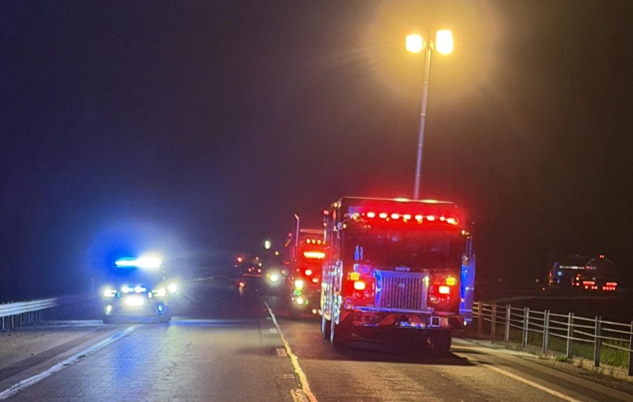 Eastbound lanes reopened after deadly Carter County highway crash