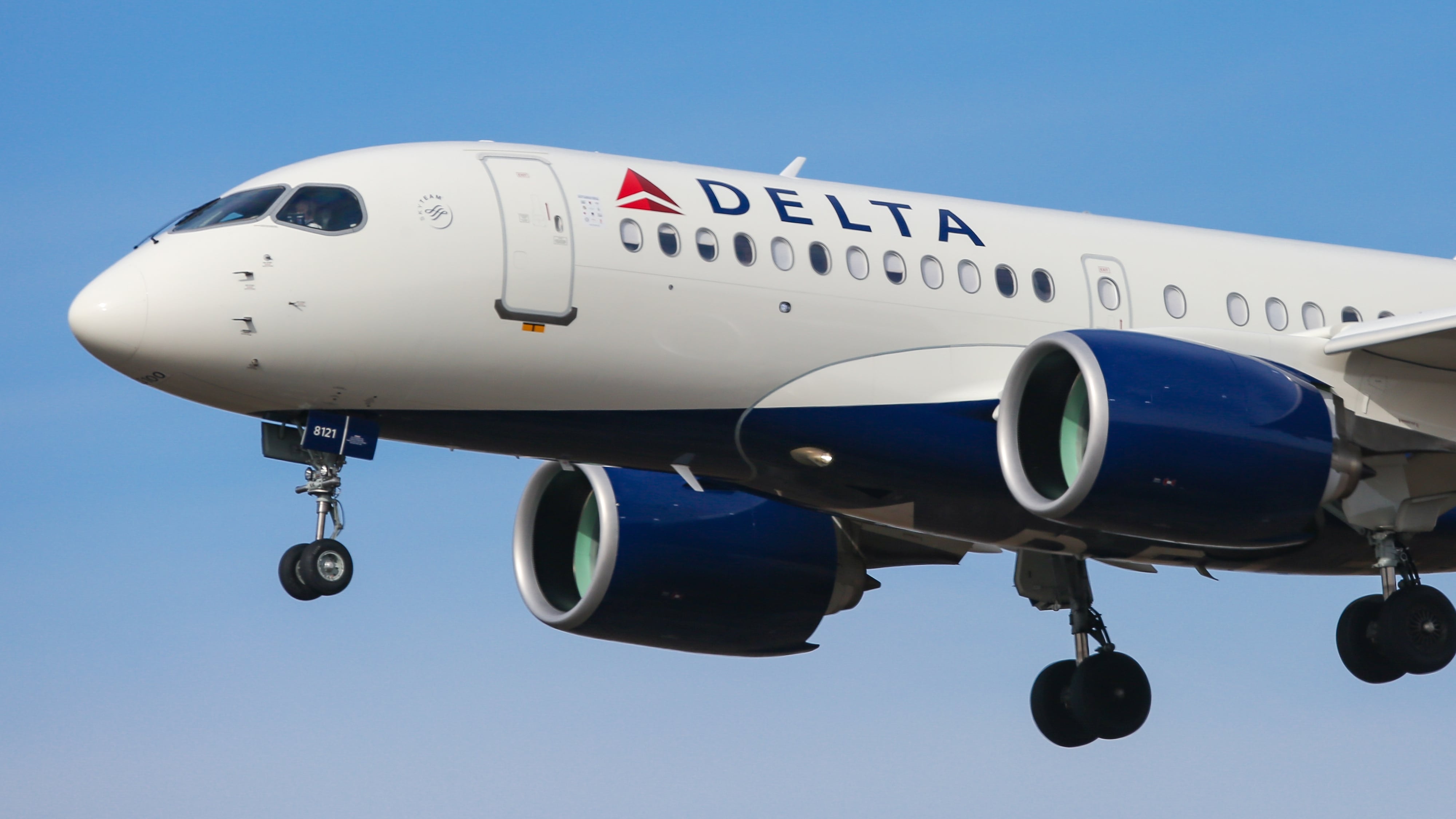 Delta pilot given terrifying rocket launcher warning mid-flight