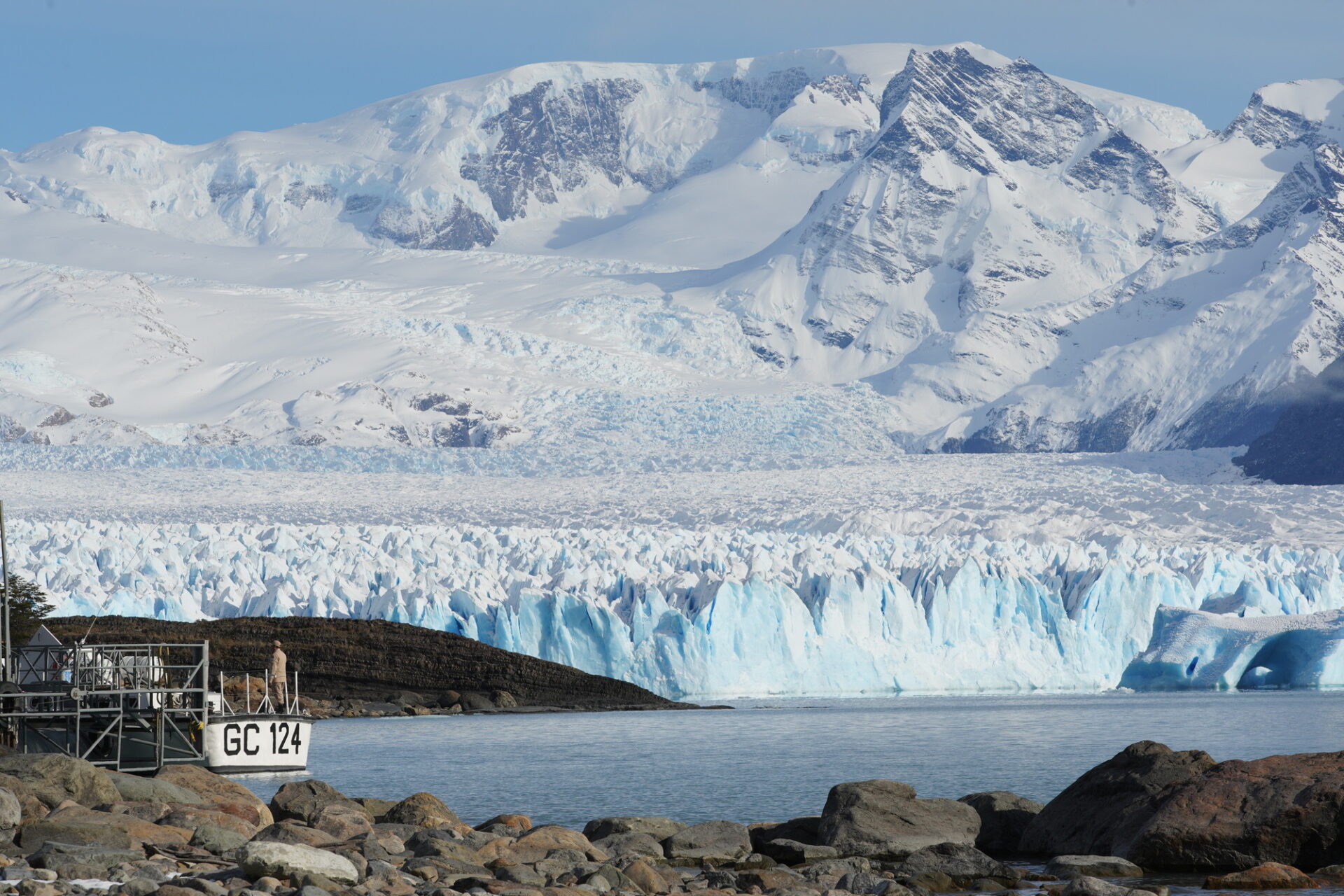 Reforma de Milei sobre glaciares desata la polémica en Argentina
