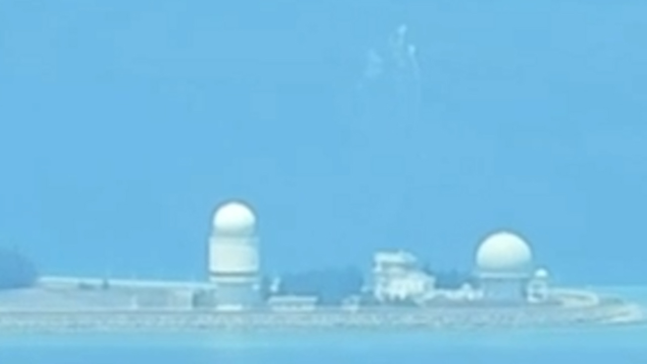 Chinese forces fire flares at Philippine Coast Guard plane in disputed area