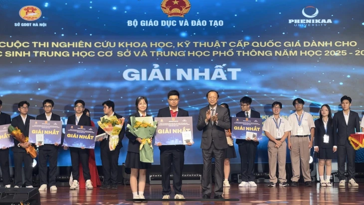 Giải nhất khoa học kỹ thuật quốc gia: Bộ Giáo dục và Đào tạo khẳng định không có đạo văn, sao chép