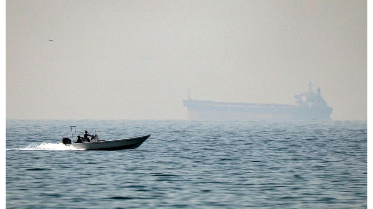 Iran buka Selat Hormuz dengan batasan, terapkan tarif dan pengawasan ketat kapal asing