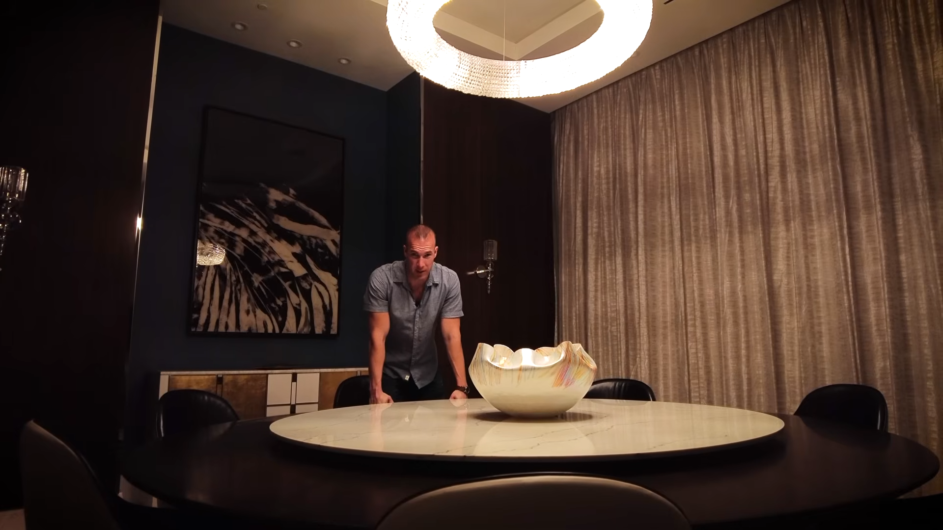 This Video Shows Inside a $Million Vegas Penthouse on the Strip