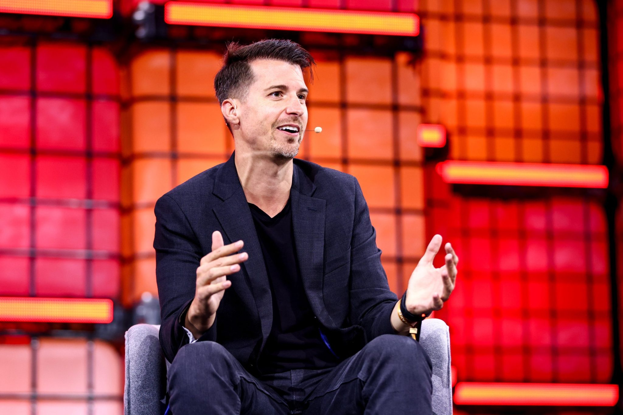 This CEO pirated video games as a teen and became a hacker for the Air ...