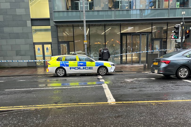Police tape off busy Glasgow city centre area in ongoing emergency incident