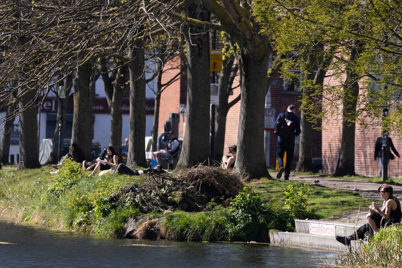 Met Eireann pinpoint dry weather with long sunny spells as high ...