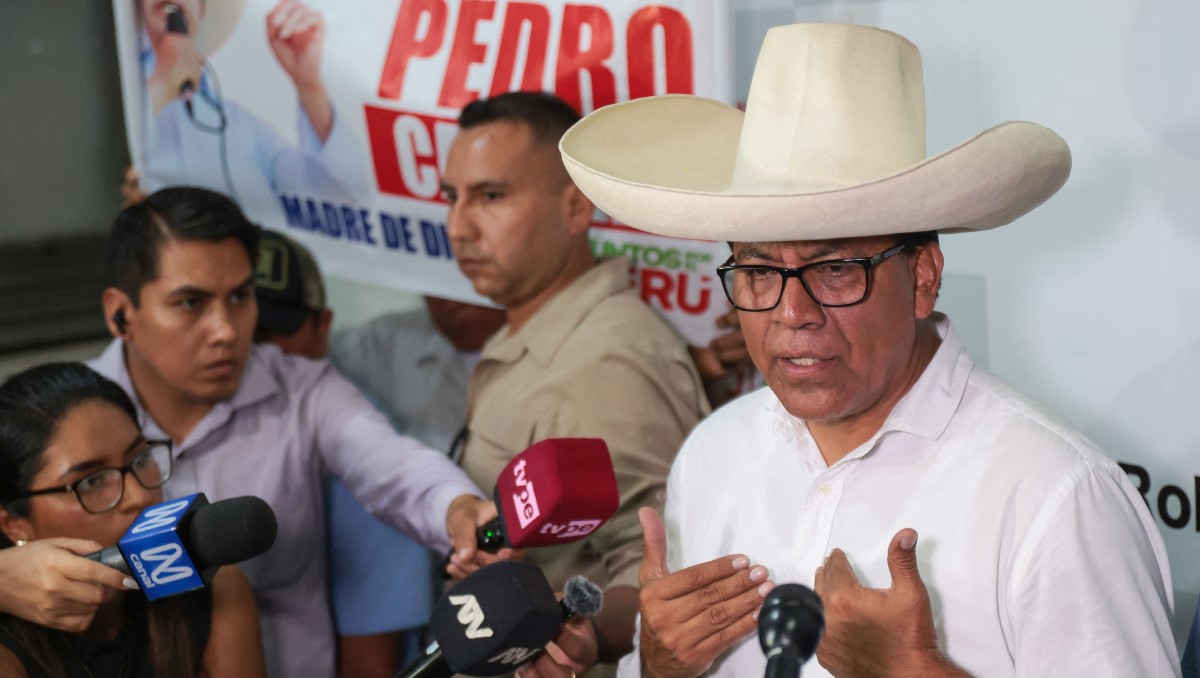 Izquierda remonta en elecciones de Perú y se acerca a balotaje con ...