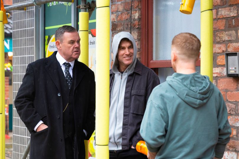 Corrie's George set to plot major fightback after being dealt crushing blow