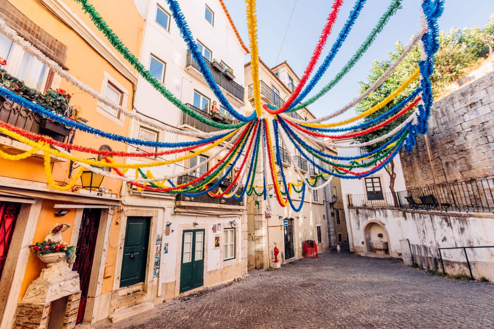 the-most-colorful-cities-in-the-world-from-lisbon-to-las-vegas