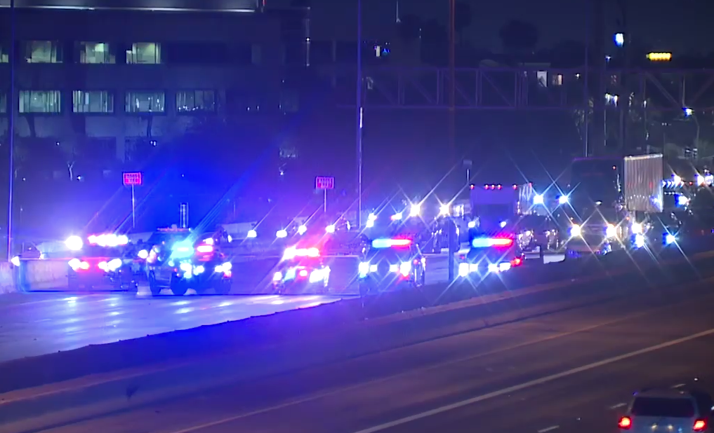 One dead after crash along I-17 near Union Hills Drive early Thursday ...