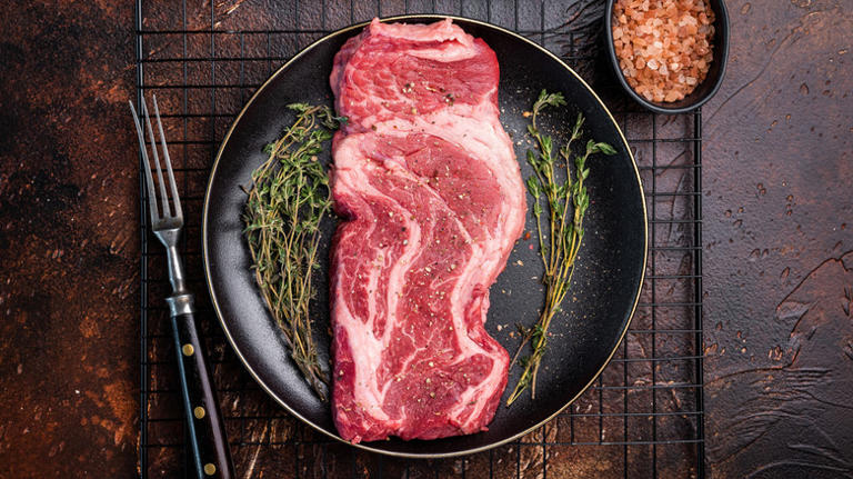 How to get steakhouse results from the 'poor man's ribeye'