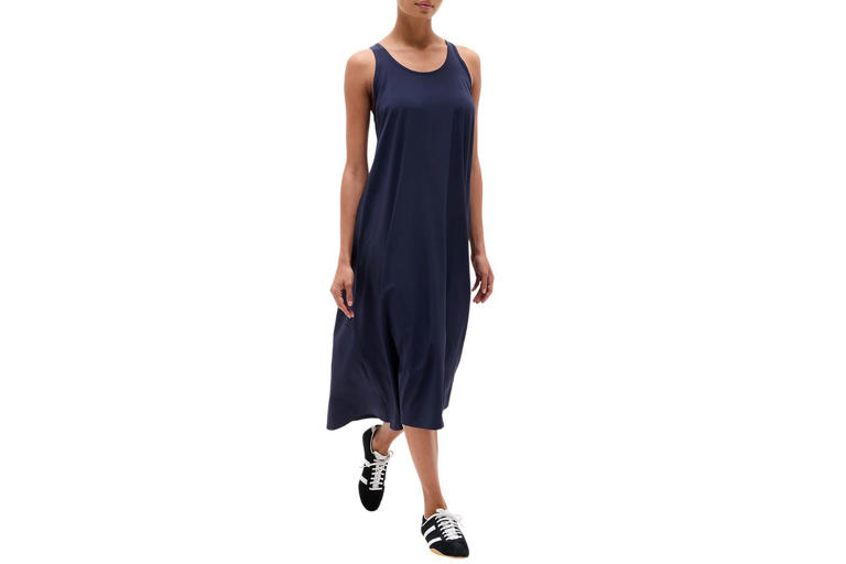40 best wrinkle-free travel clothes from Amazon, Nordstrom, Quince and more—starting at $8