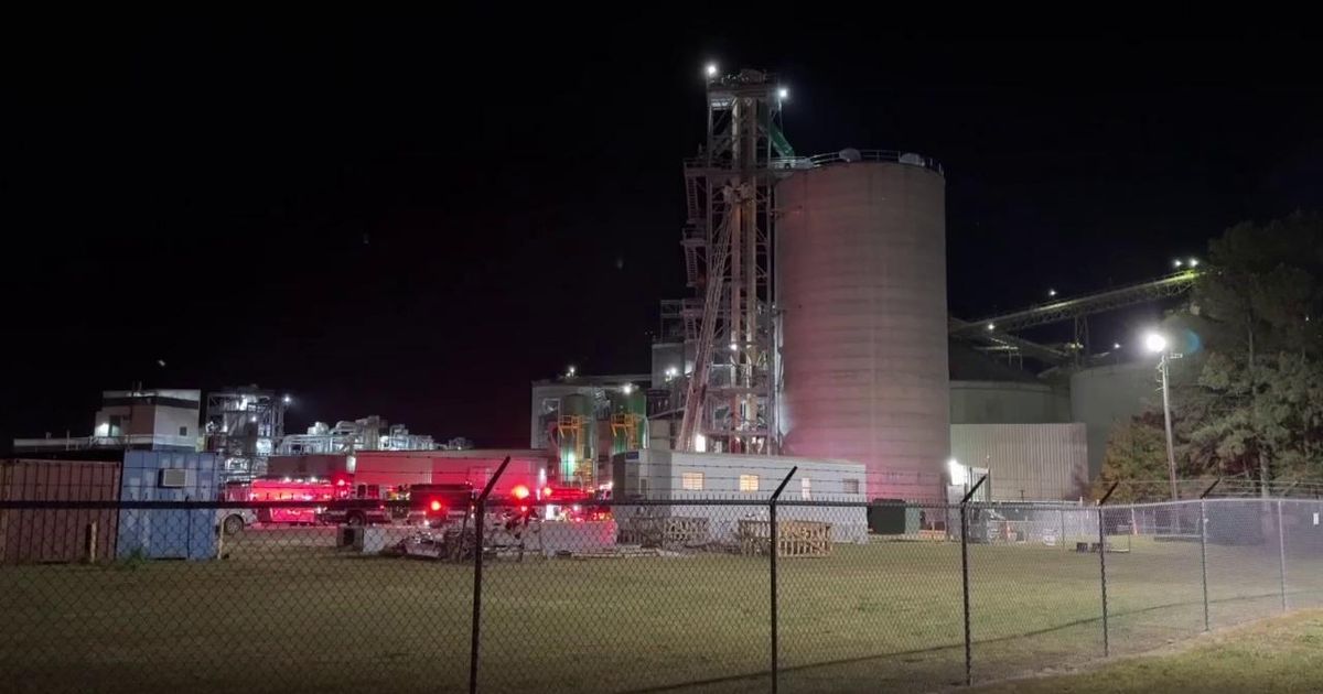Silo fire burns at soybean processing plant near Fayetteville