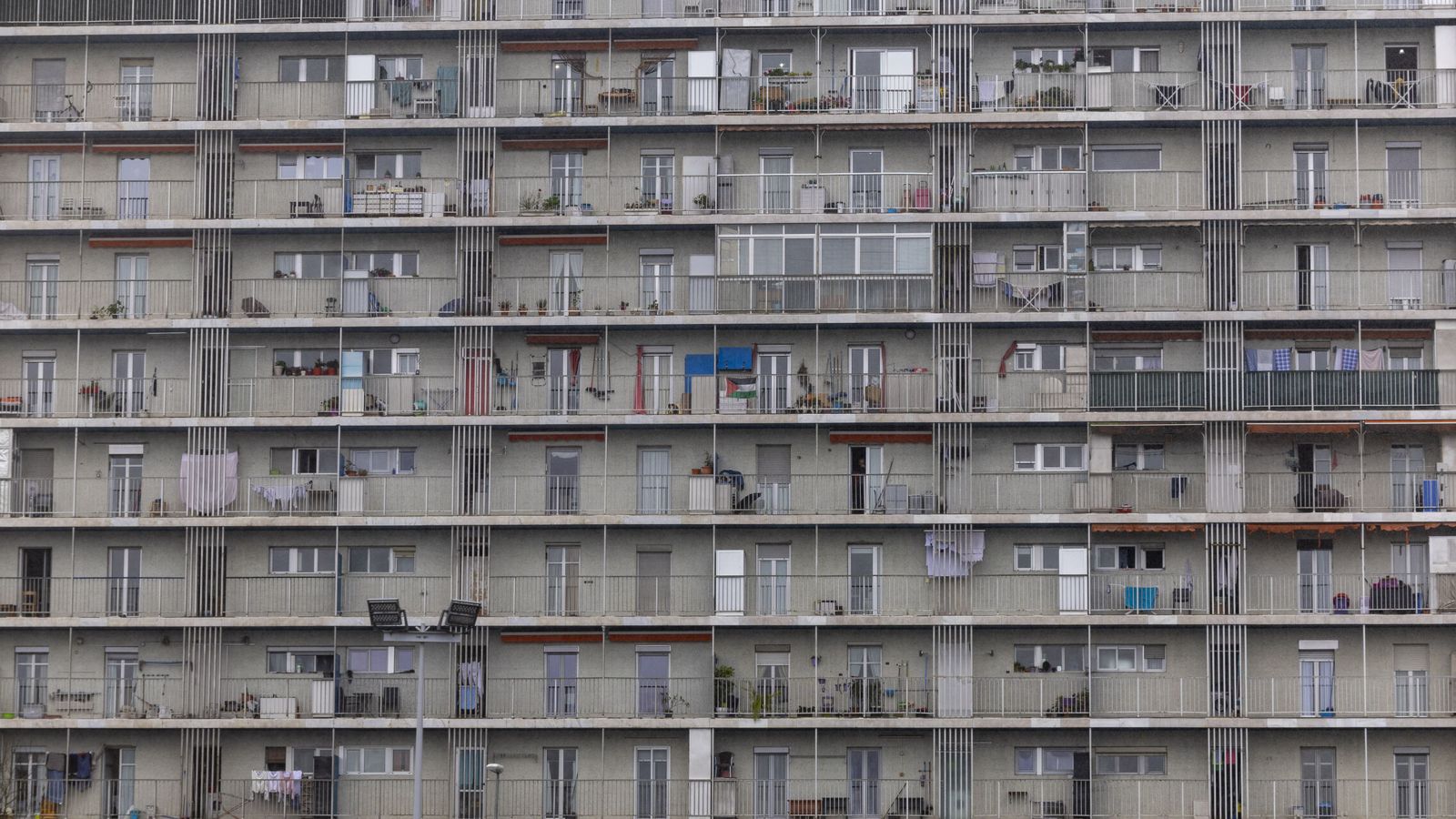El porcentaje de 'millennials' con casa en propiedad a los 39 años es ...