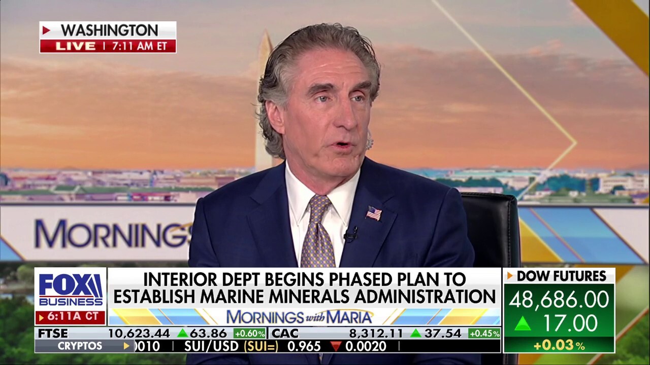 Trump's Strait of Hormuz blockade is 'brilliant strategy,' Burgum says