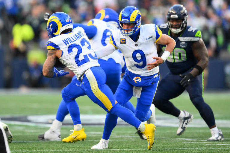 The Rams' new uniforms merely copied the homework of their old ones