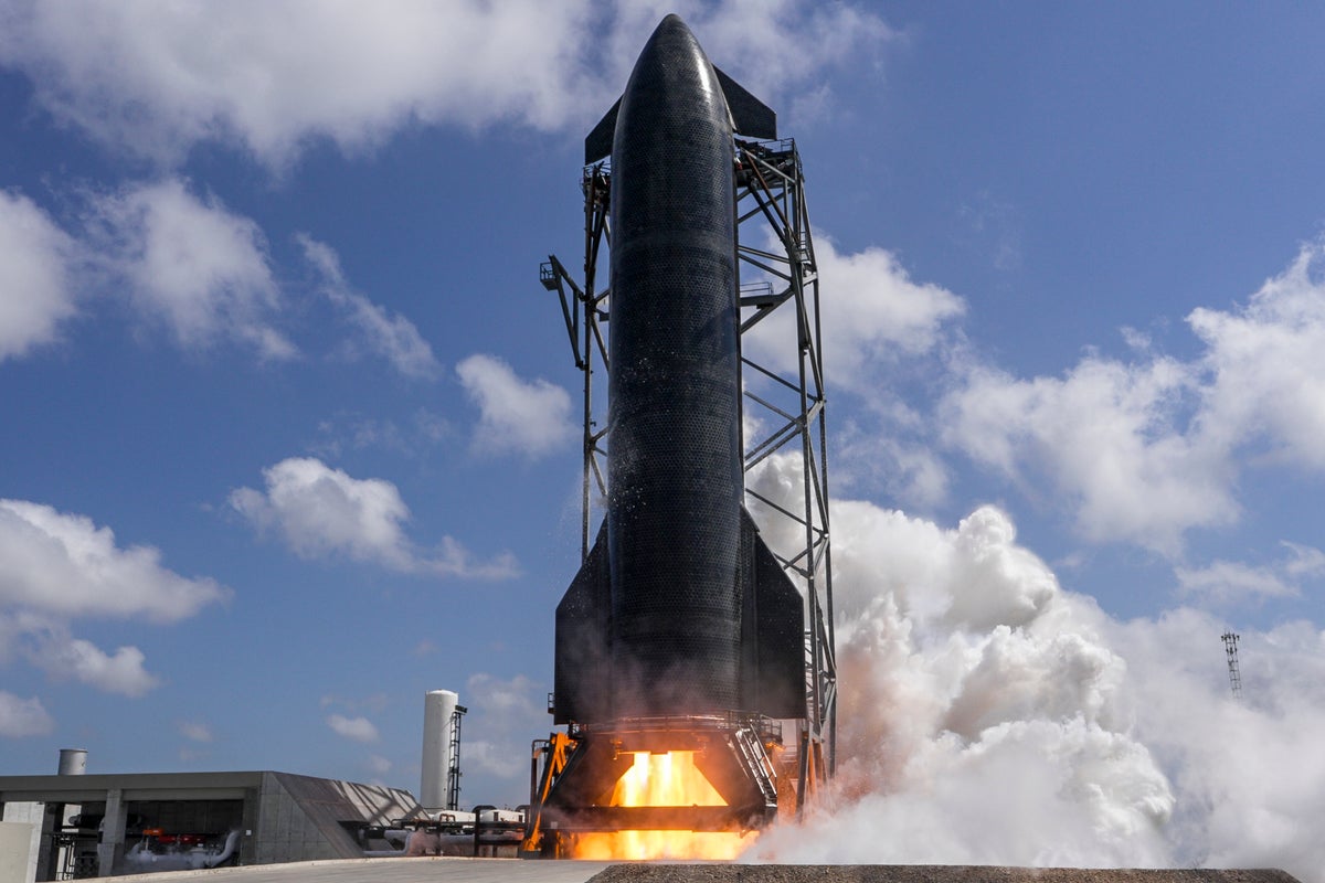 SpaceX fires up world’s biggest rocket ahead of crucial flight