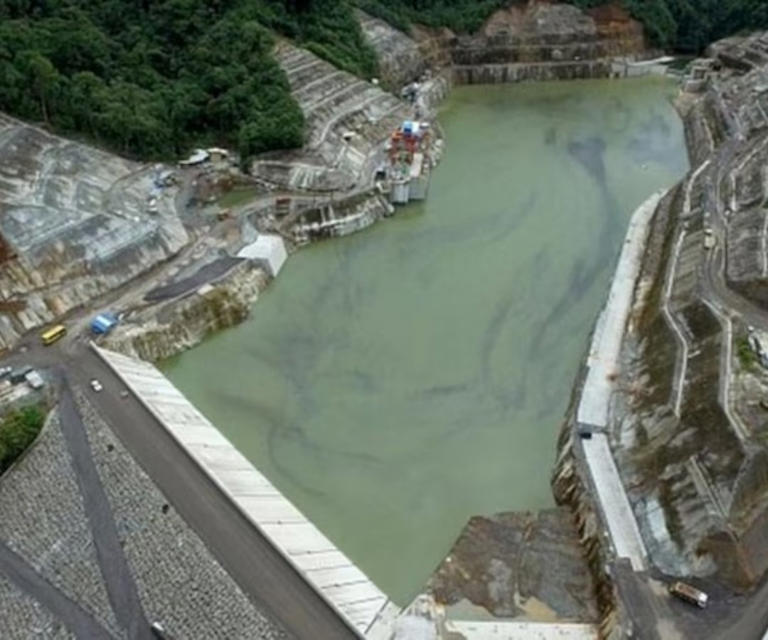 Gobierno ecuatoriano cerró arbitraje con Sinohydro por US$400 millones para hidroeléctrica.