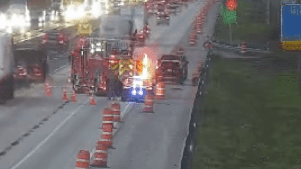 Multi-vehicle crash with injuries on southbound Turnpike in Boca Raton ...