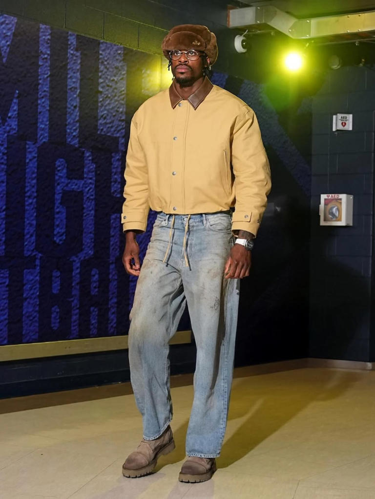 Can you wear fall colors in spring? Here’s how men are doing it right