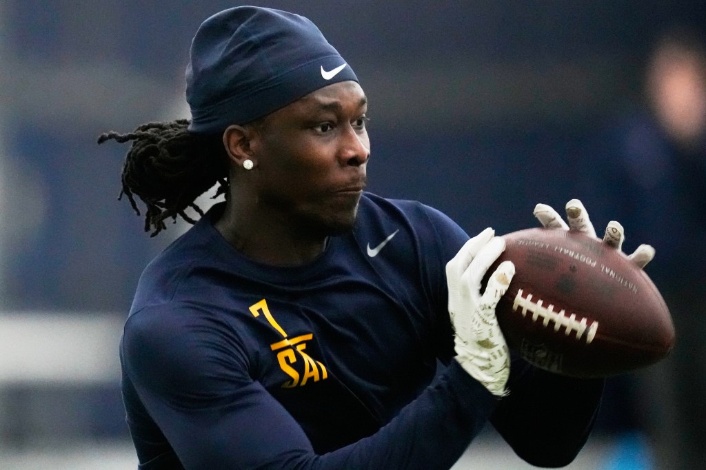 2026 NFL mock draft: Rams take wide receiver with first pick