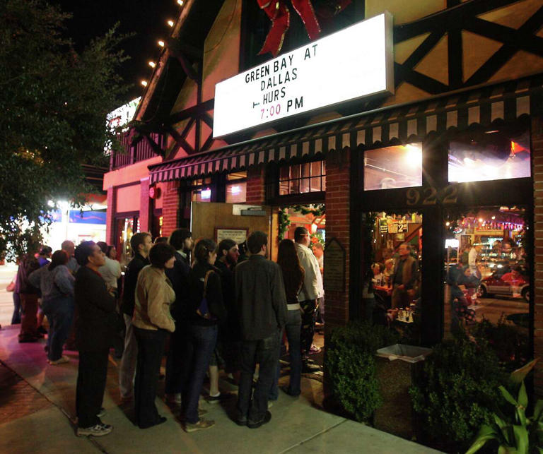 Ghost stories, speakeasies and saloons: Inside the history of Austin's ...