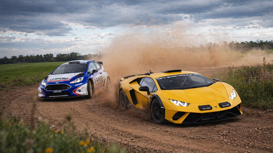 Off-road battle between Sterrato and rally car