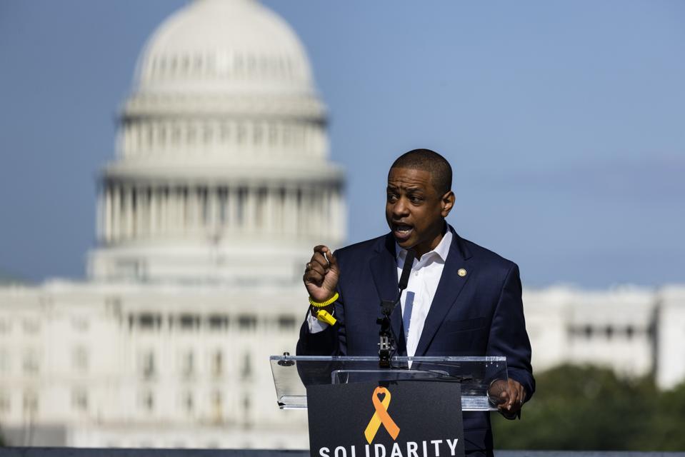 Former Virginia Lt. Gov. Justin Fairfax and wife found dead in apparent ...