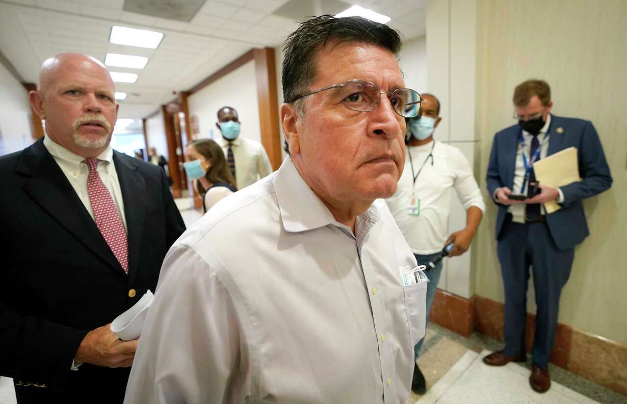 Judge rejects bid to toss charges in election conspiracy attack on ...