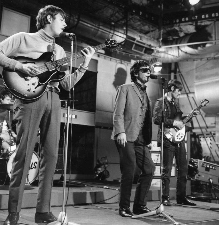 Who’s still alive from the original lineup of the Animals?