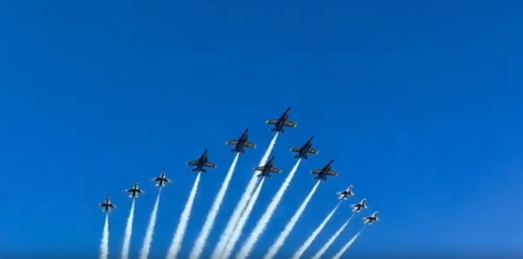 Watch as Thunderbirds, Blue Angels fly over Florida in rare team up