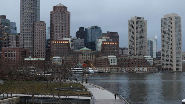 Rainy conditions expected leading into a breezy Marathon Monday