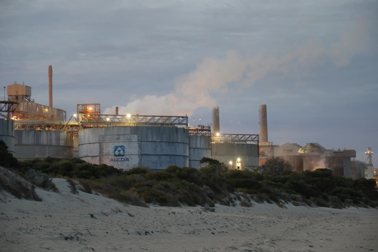 4 News Article Image Alcoa misses expectations despite rising aluminum prices. The stock is falling