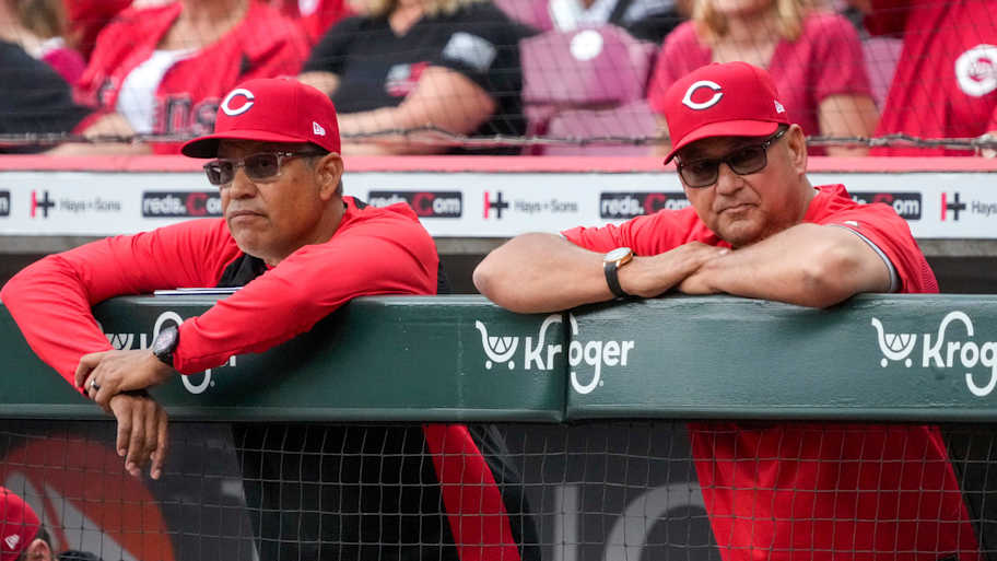 Reds blanked 3-0 by Giants, miss opportunity for sweep