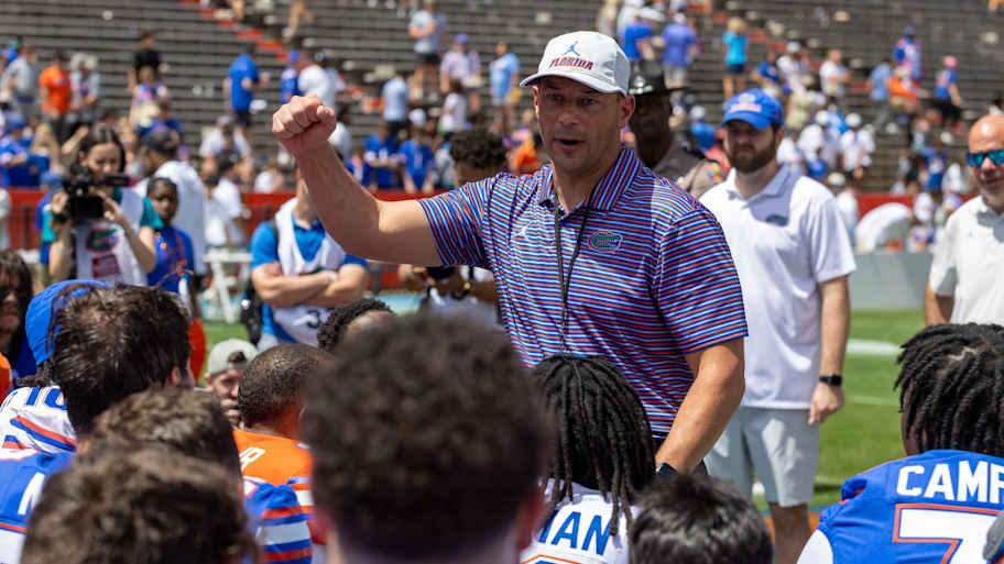 3-star tight end commits to keep the recruiting trail hot for Jon ...