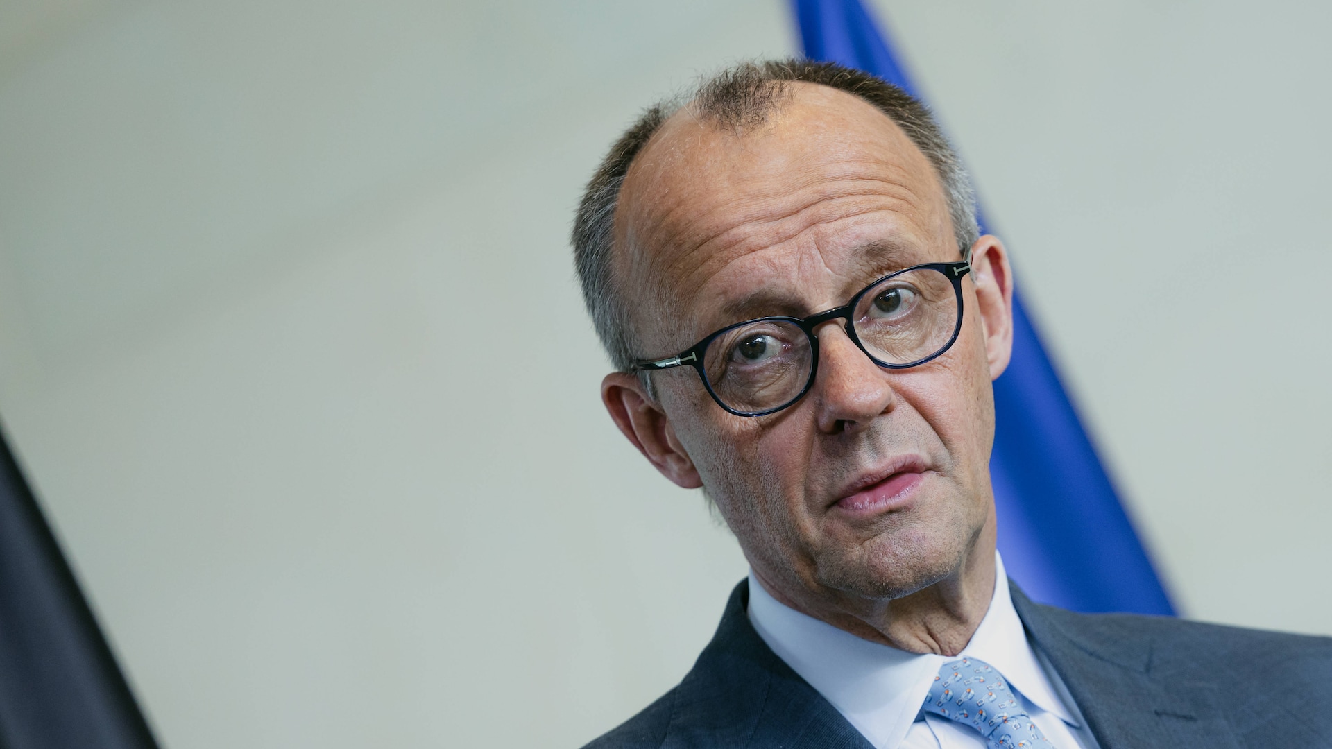 Merz will Minenjagdboote für Hormus-Mission anbieten